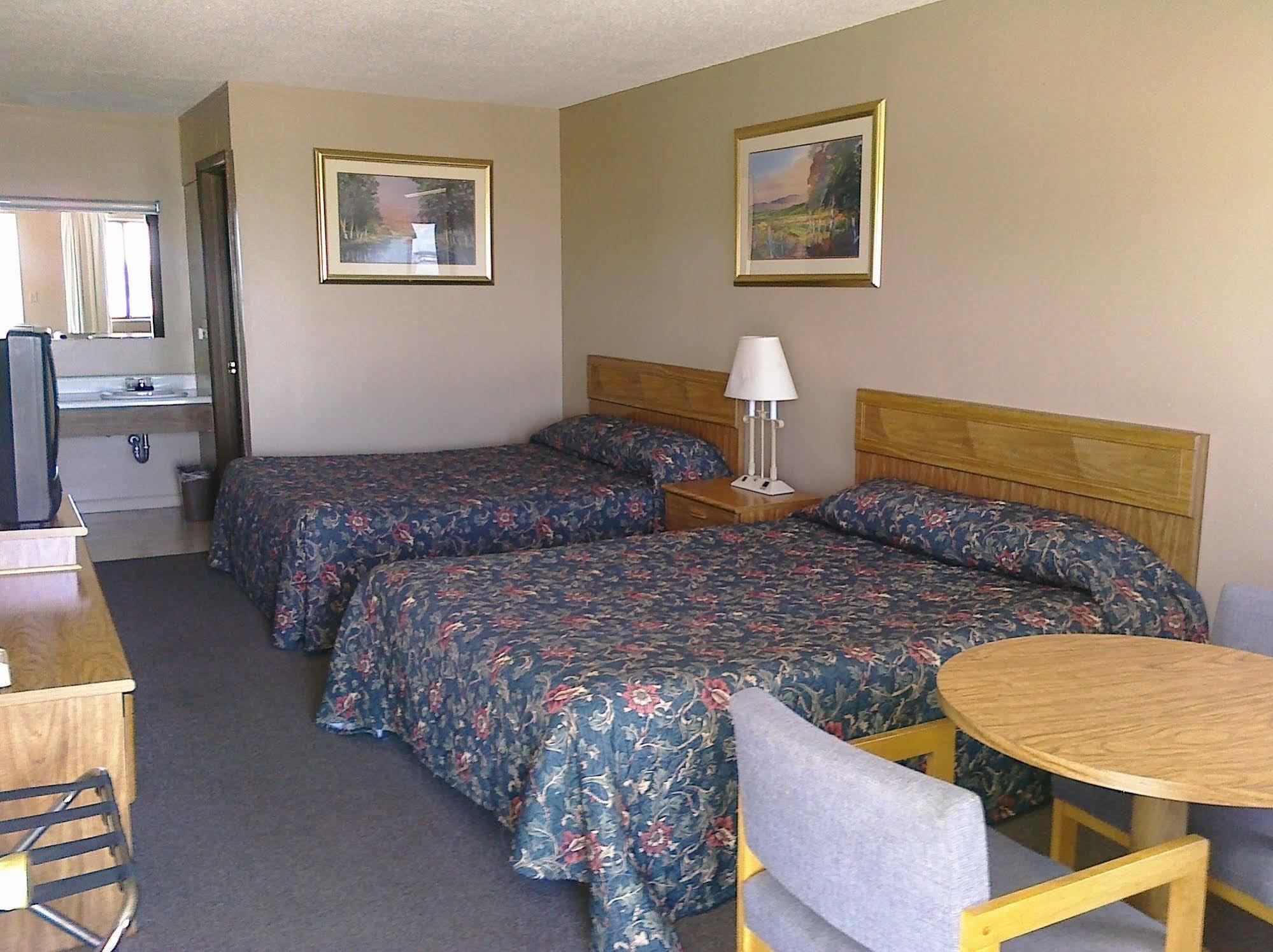 Paxton Inn Motel Exterior photo